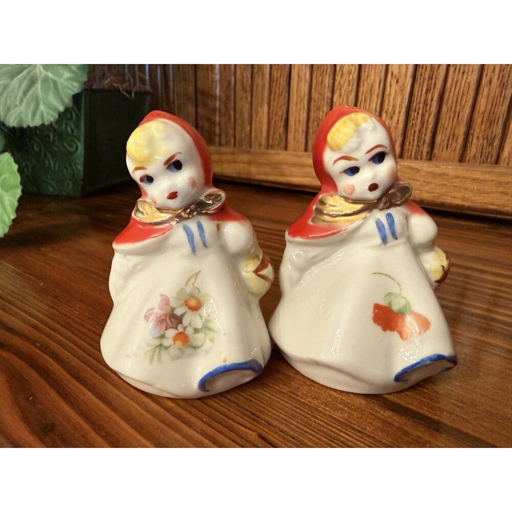 Vintage Little Red Riding Hood Salt Pepper Shakers Ceramic Japan Pair
